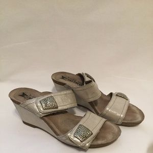 Mephisto Slides